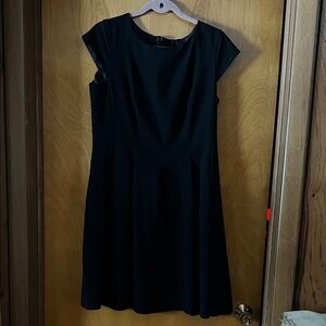 Roz & Ali Elegant Black Midi Dress